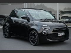 Photo of the vehicle Fiat 500