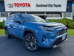 Photo of the vehicle Toyota RAV4