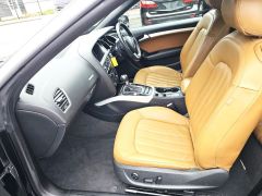 Photo of the vehicle Audi A5