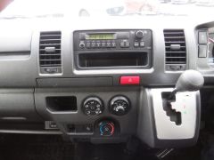 Photo of the vehicle Toyota HiAce