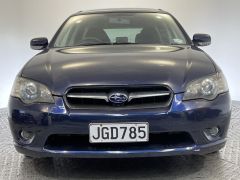 Photo of the vehicle Subaru Legacy