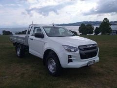 Photo of the vehicle Isuzu D-Max