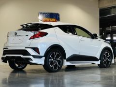 Photo of the vehicle Toyota C-HR