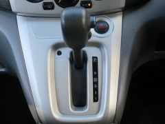 Photo of the vehicle Nissan NV200