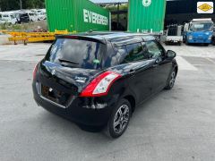 Photo of the vehicle Suzuki Swift