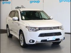 Photo of the vehicle Mitsubishi Outlander