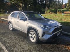 Photo of the vehicle Toyota RAV4