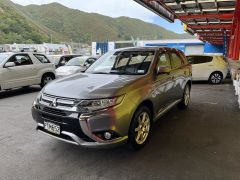 Photo of the vehicle Mitsubishi Outlander