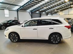 Photo of the vehicle Mitsubishi Outlander