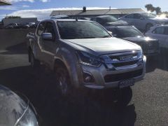 Photo of the vehicle Isuzu D-Max