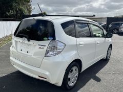 Photo of the vehicle Honda Fit