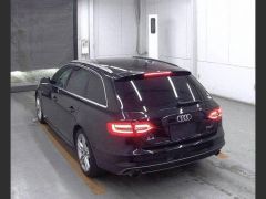 Photo of the vehicle Audi A4