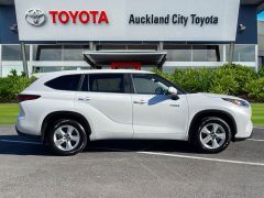 Photo of the vehicle Toyota Highlander