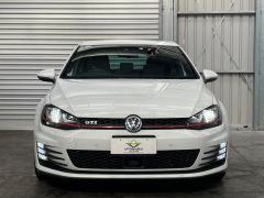 Photo of the vehicle Volkswagen Golf GTI