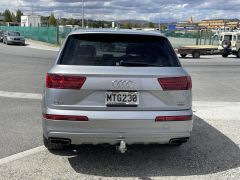 Photo of the vehicle Audi Q7