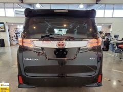 Photo of the vehicle Toyota Vellfire