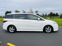 Photo of the vehicle Nissan Lafesta