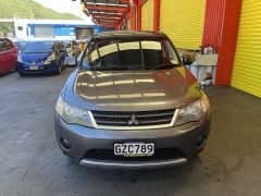 Photo of the vehicle Mitsubishi Outlander