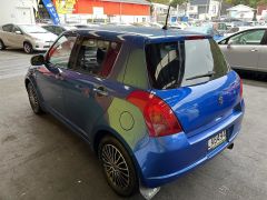 Photo of the vehicle Suzuki Swift