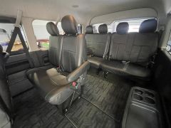 Photo of the vehicle Toyota HiAce