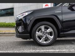 Photo of the vehicle Toyota RAV4