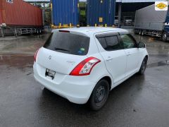 Photo of the vehicle Suzuki Swift