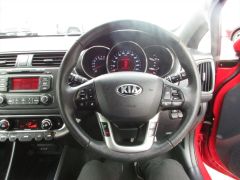 Photo of the vehicle Kia Rio