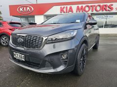 Photo of the vehicle Kia Sorento