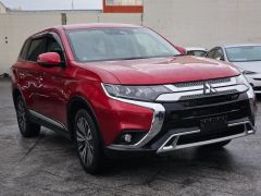 Photo of the vehicle Mitsubishi Outlander