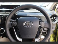 Photo of the vehicle Toyota Aqua