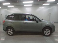 Photo of the vehicle Subaru Forester