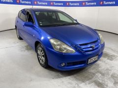 Photo of the vehicle Toyota Caldina