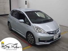 Photo of the vehicle Honda Fit