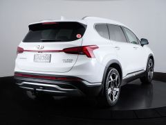 Photo of the vehicle Hyundai Santa Fe