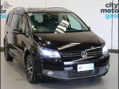 Photo of the vehicle Volkswagen Touran