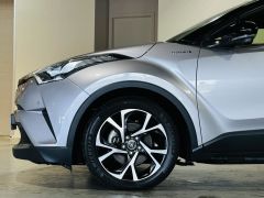 Photo of the vehicle Toyota C-HR