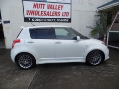 Photo of the vehicle Suzuki Swift