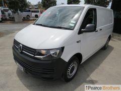 Photo of the vehicle Volkswagen Transporter