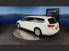 Photo of the vehicle Volkswagen Passat