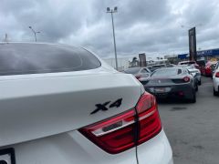 Photo of the vehicle BMW X4