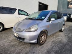 Photo of the vehicle Honda Fit