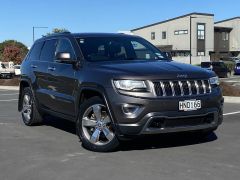 Photo of the vehicle Jeep Grand Cherokee