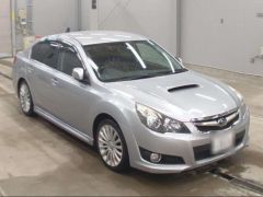 Photo of the vehicle Subaru Legacy