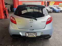 Photo of the vehicle Mazda Demio