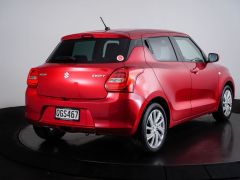 Photo of the vehicle Suzuki Swift