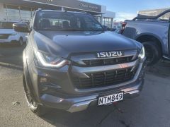 Photo of the vehicle Isuzu D-Max