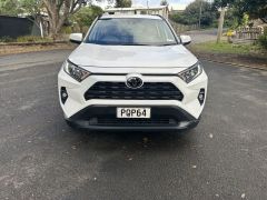 Photo of the vehicle Toyota RAV4