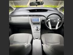 Photo of the vehicle Toyota Prius