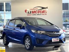 Photo of the vehicle Honda Fit