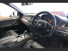 Photo of the vehicle BMW X5